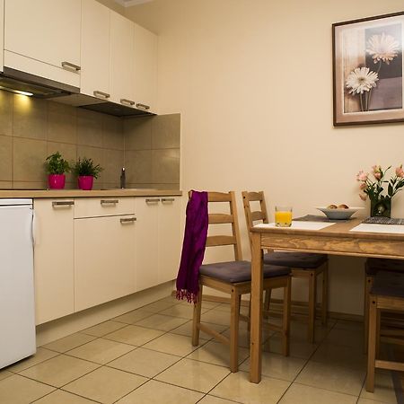 Apartamenty Tww Ochota Варшава Экстерьер фото