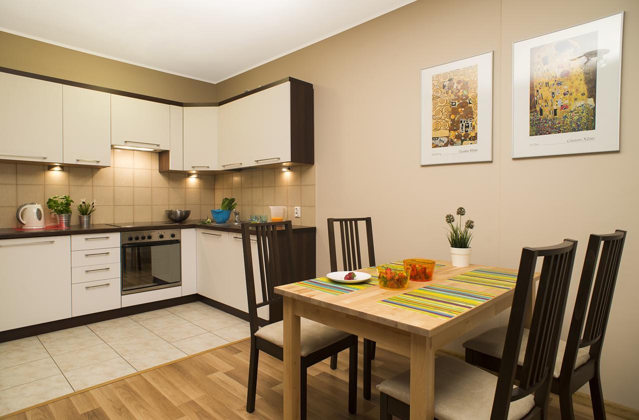 Apartamenty Tww Ochota Варшава Экстерьер фото