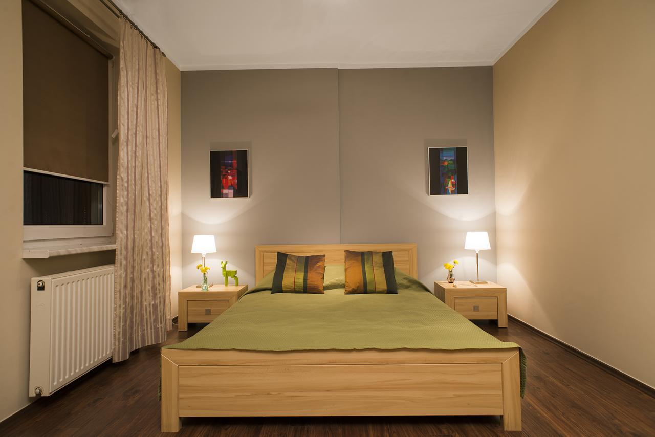 Apartamenty Tww Ochota Варшава Экстерьер фото