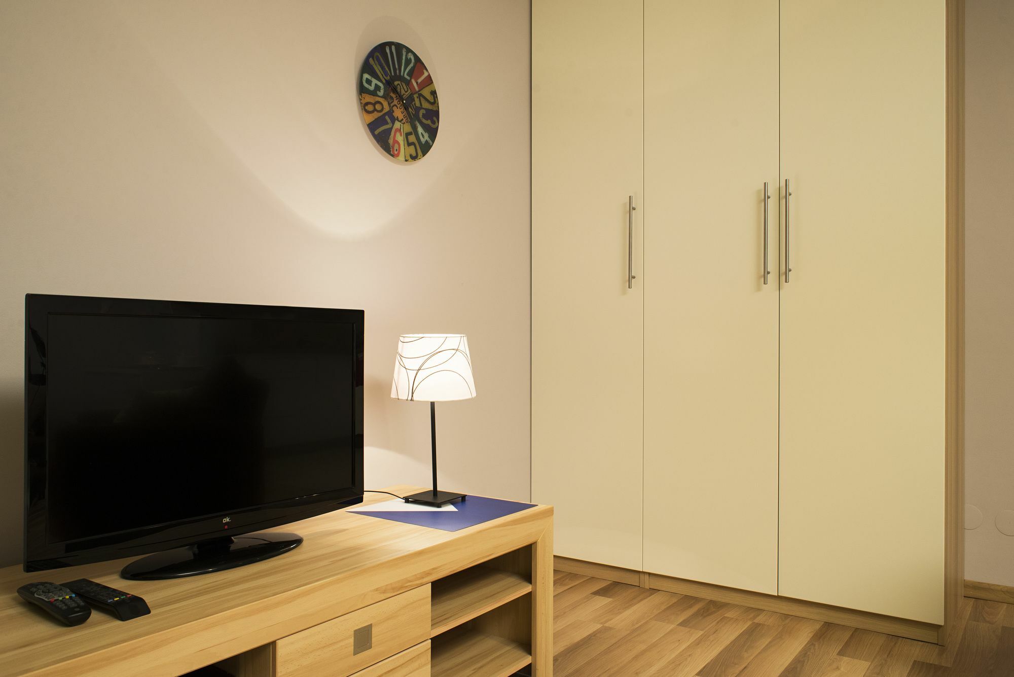 Apartamenty Tww Ochota Варшава Экстерьер фото
